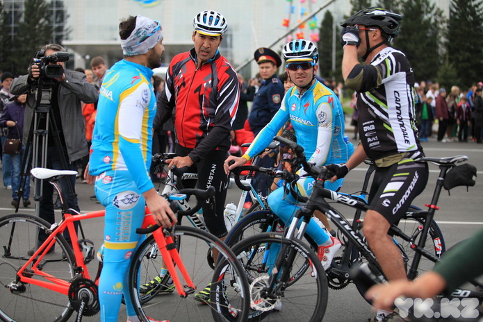 Тур де Оскемен: старт и финиш (+фото)